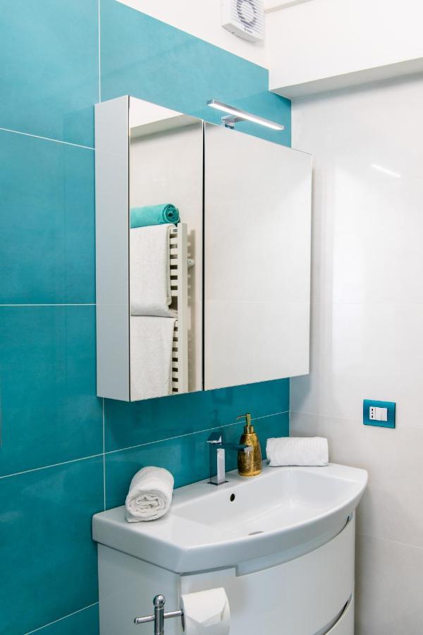 Villa La Tagliata Spectacular Jacuzzi Tub Amazing View And Private Parking Garage بوسيتانو المظهر الخارجي الصورة